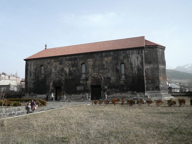 Սուրբ Խաչ եկեղեցի (Ապարան)
