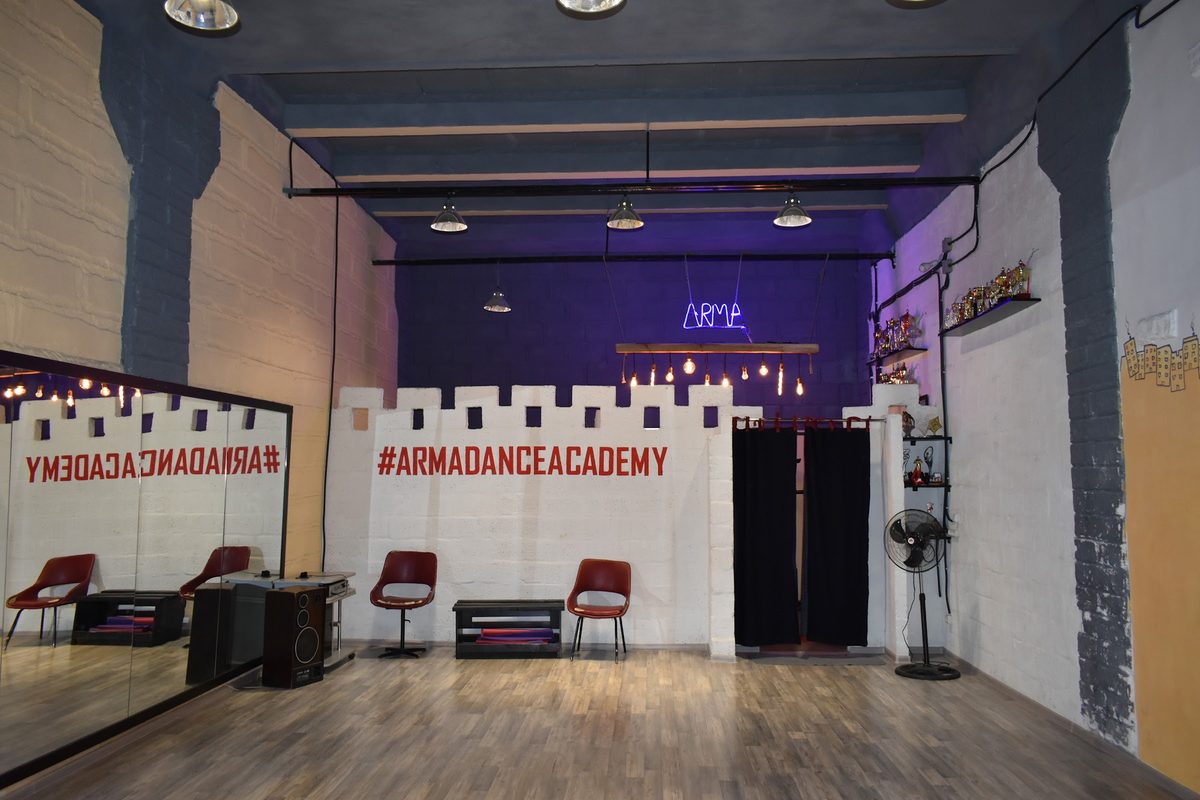 Arma Dance Academy — Souvenirs & Carpets, Yerevan