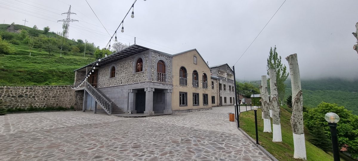 Ավագյան հյուրանոց-ռեստորան
