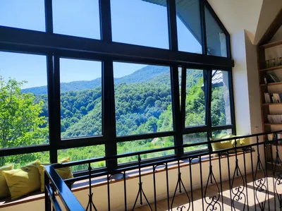 Balkonum — Հյուրանոցներ, Դիլիջան