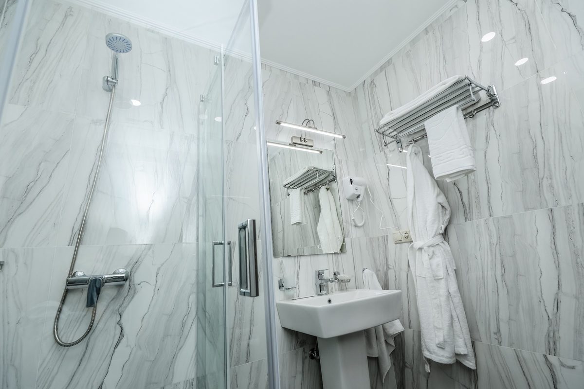 BIEN" HOTEL COMPLEX — Hotels, Yerevan