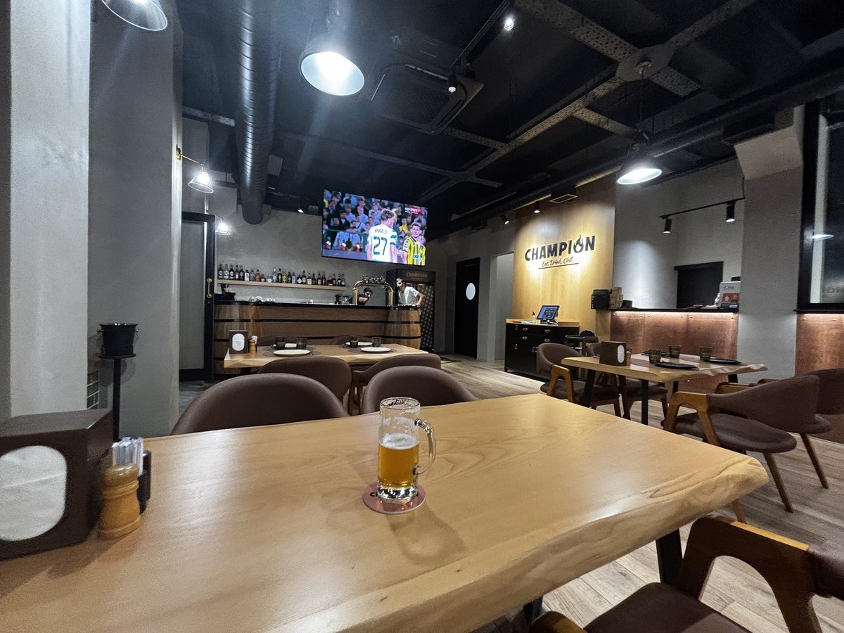 CHAMPION" RESTAURANT — Рестораны, Ереван
