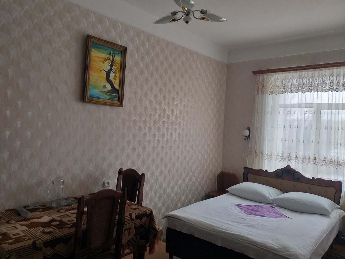 DINA" HOTEL — Հյուրանոցներ, Սիսիան