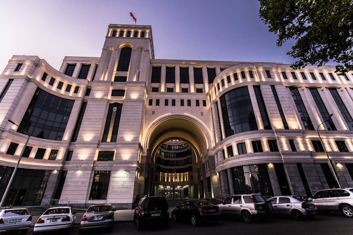 DIPLOMATIC SCHOOL State Non-Commercial Organization (SNCO) (MINISTRY OF FOREIGN AFFAIRS OF THE REPUBLIC OF ARMENIA) — Կրթություն, Երևան