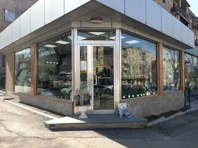 Dolce Vita Flowers Salon — Տեղական արտադրանք, Երևան