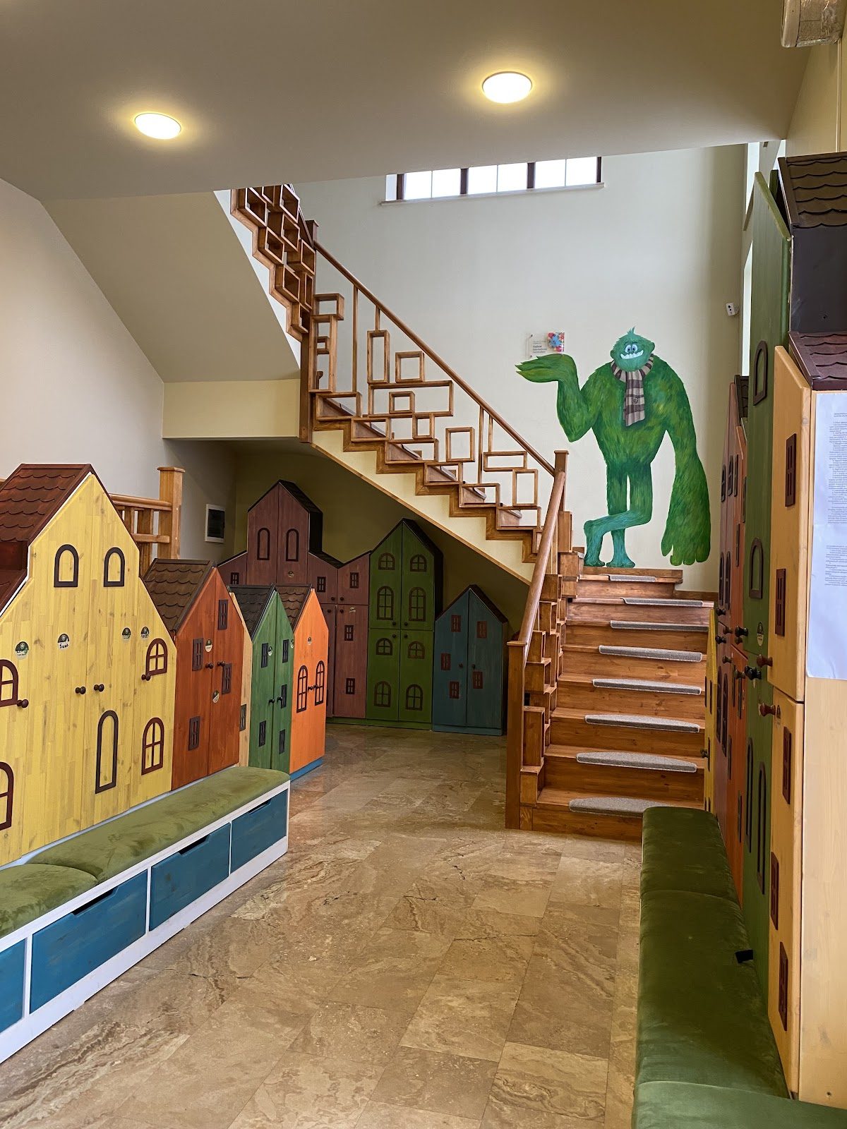 DREAM BRIDGEMAN INTERNATIONAL SCHOOL — Образование, Ереван