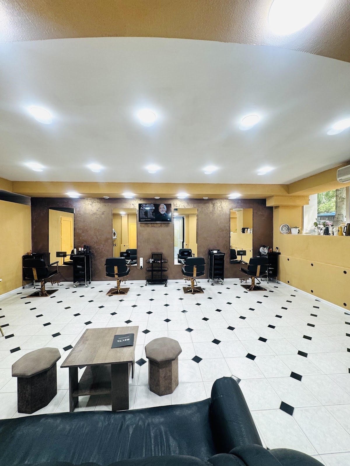 FREYA" BEAUTY SALON — Красота, Ереван
