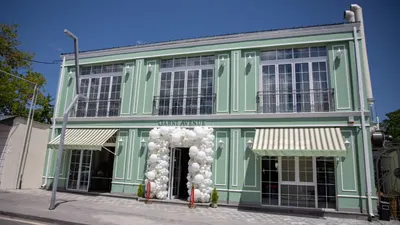 Գառնի Ավենյու սրճարան և ռեստորան