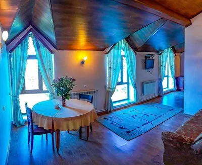 GEGHARD GOLDEN ROOSTER" HOTEL AND RESTAURANT COMPLEX — Отели, Котайк