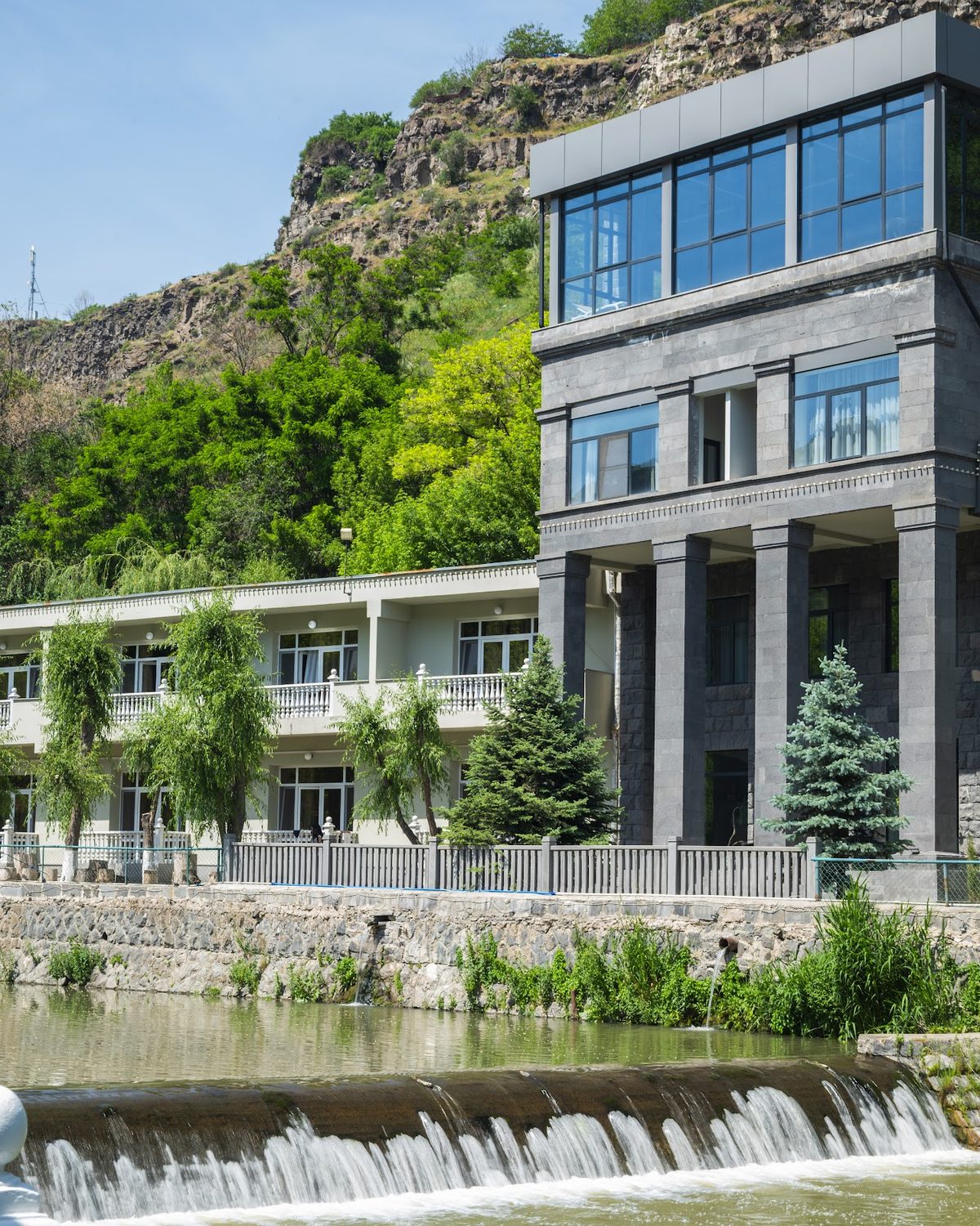 Գետափ Արզնի հանգստյան տուն