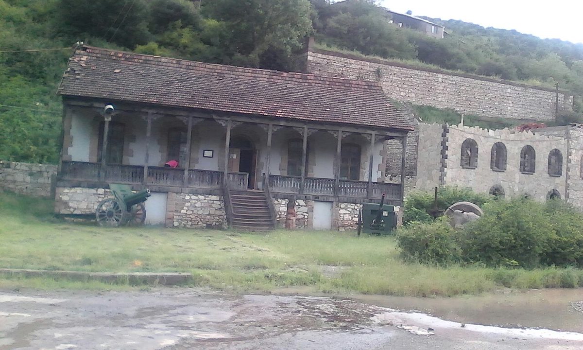 Իջևան