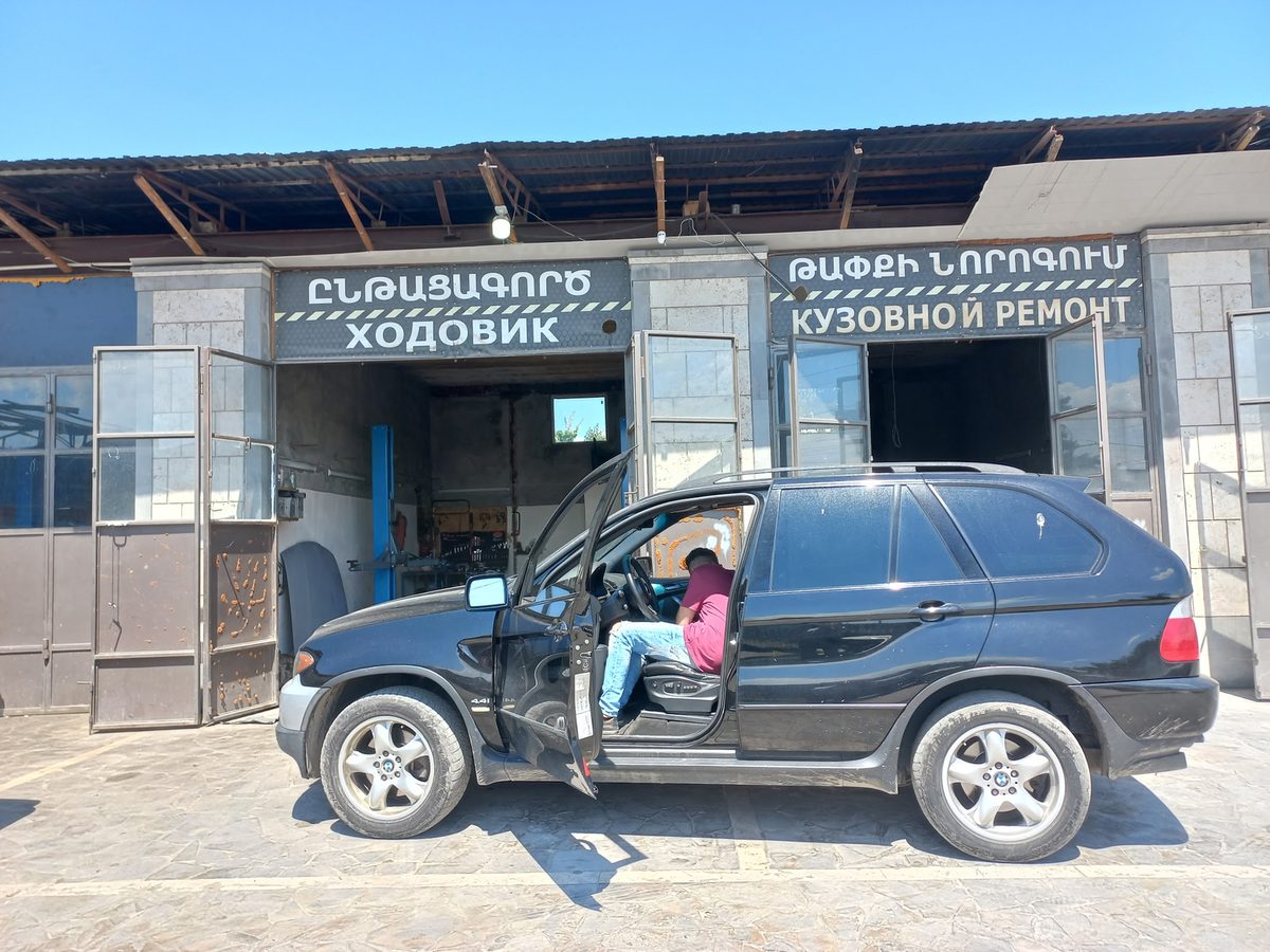 Ջոկեյ ռեստորան և սրճարան