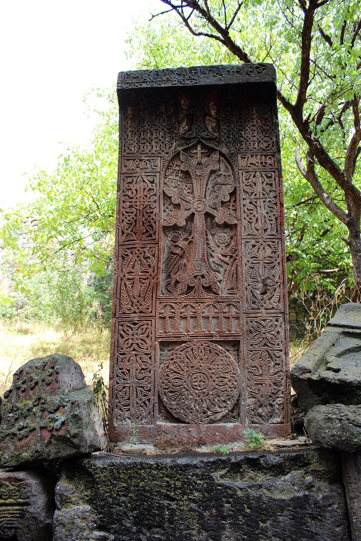 Խաչքար, կազմող` Մելիքսեթ