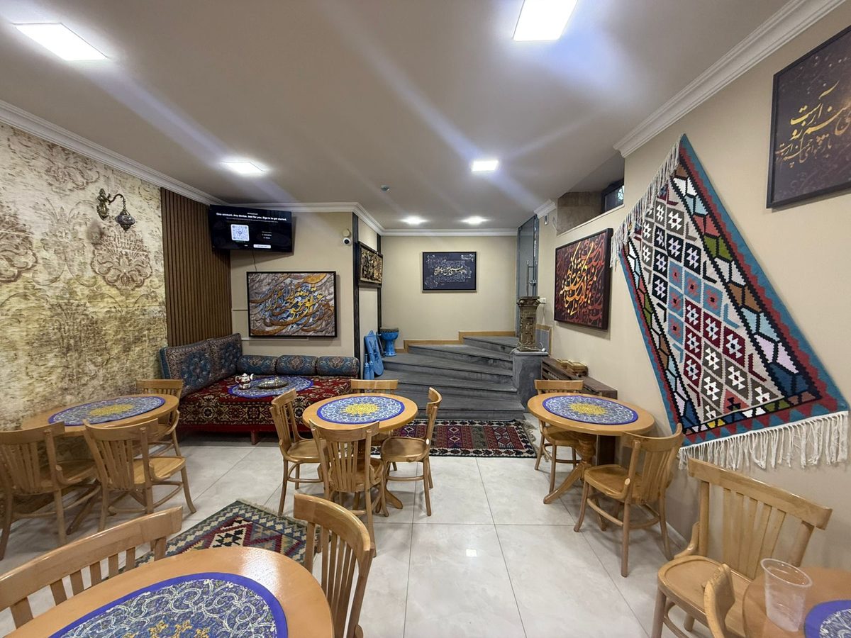 KONJ" CAFE — Кафе и кофейни, Ереван
