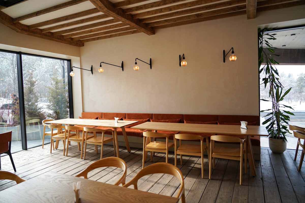 KUSHT" RESTAURANT — Рестораны, Котайк