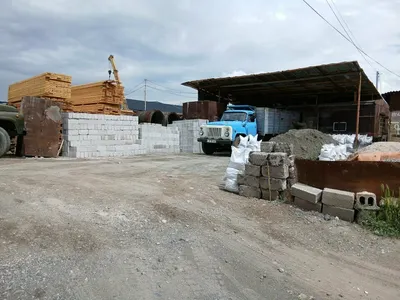Լալվար Սթոուն Գրուպ
