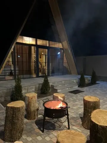 Le Chalet Garden — Հյուրանոցներ, Ծաղկաձոր