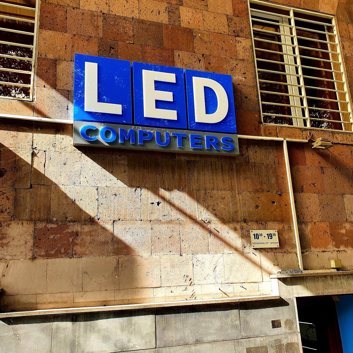 LED COMPUTERS — Shop, Yerevan