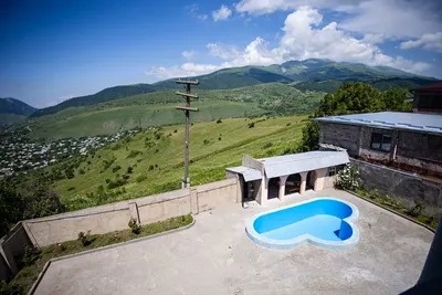 Լիլի — Հյուրատներ, Վանաձոր