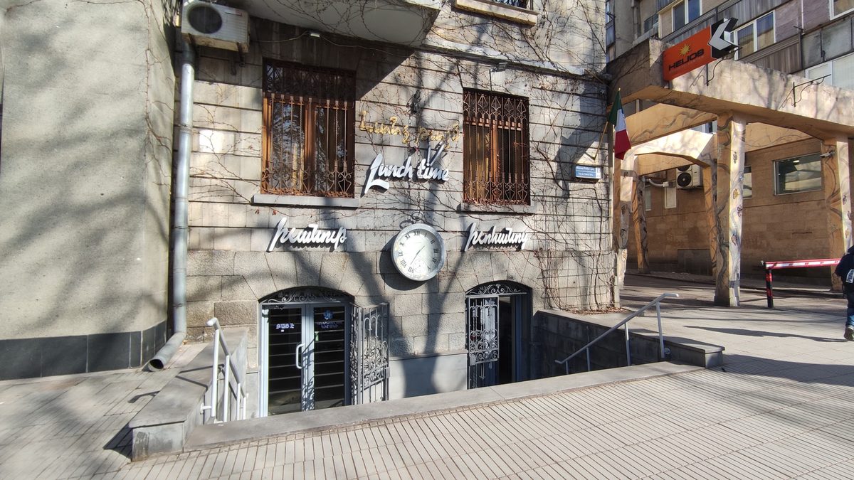 LUNCH TIME" CONVENIENCE FOOD STORE — Groceries, Yerevan