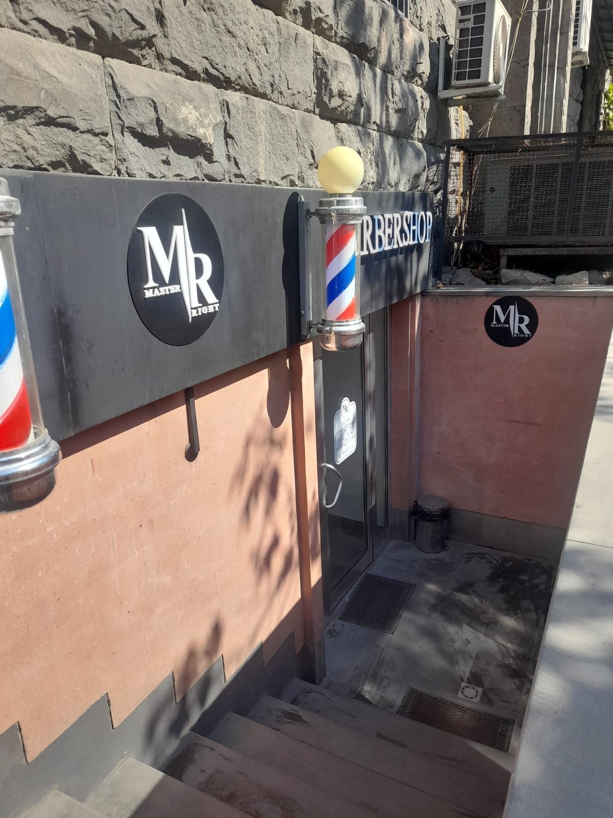 MASTER RIGHT" BARBERSHOP — Beauty & Care, Yerevan
