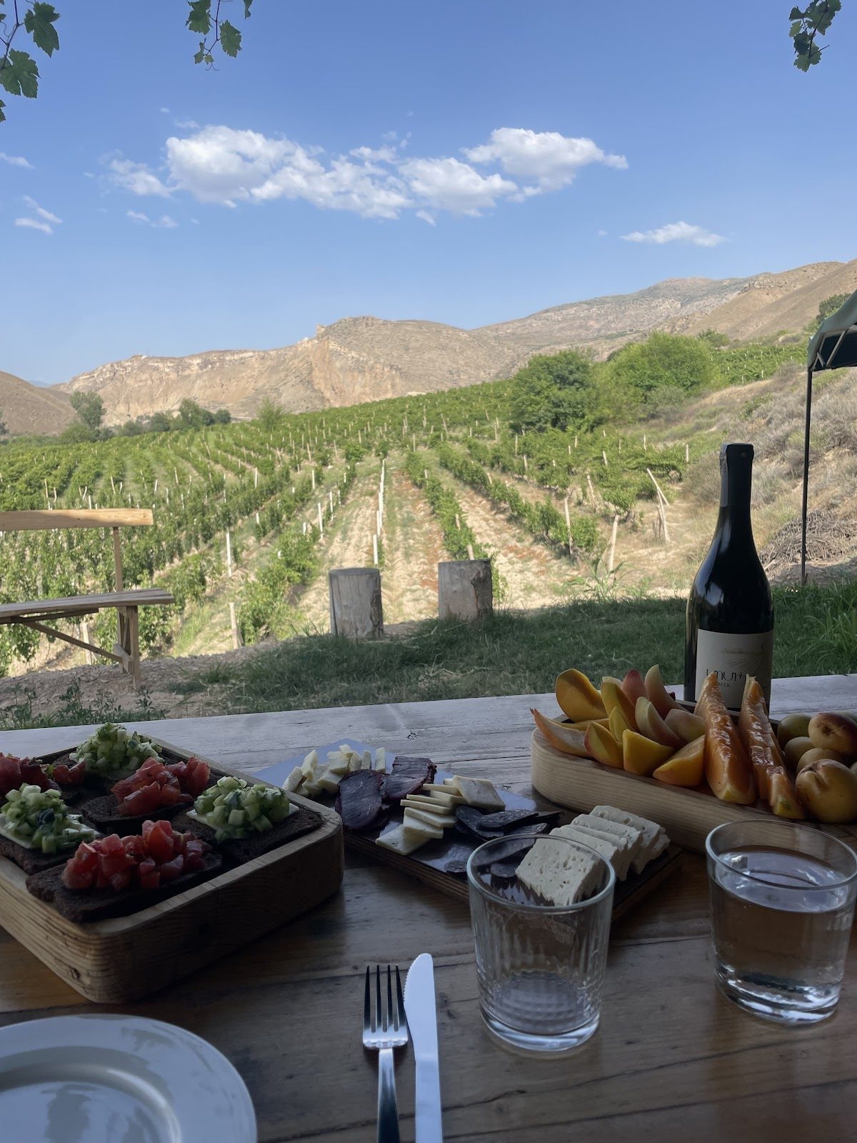 Մոմիկ գինու գործարան