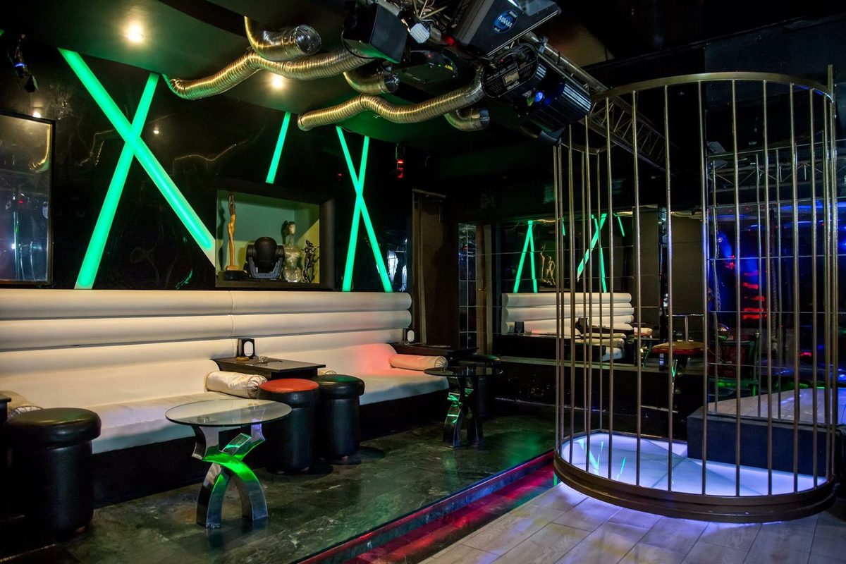 OMEGA" NIGHT CLUB — Bars & Pubs, Yerevan