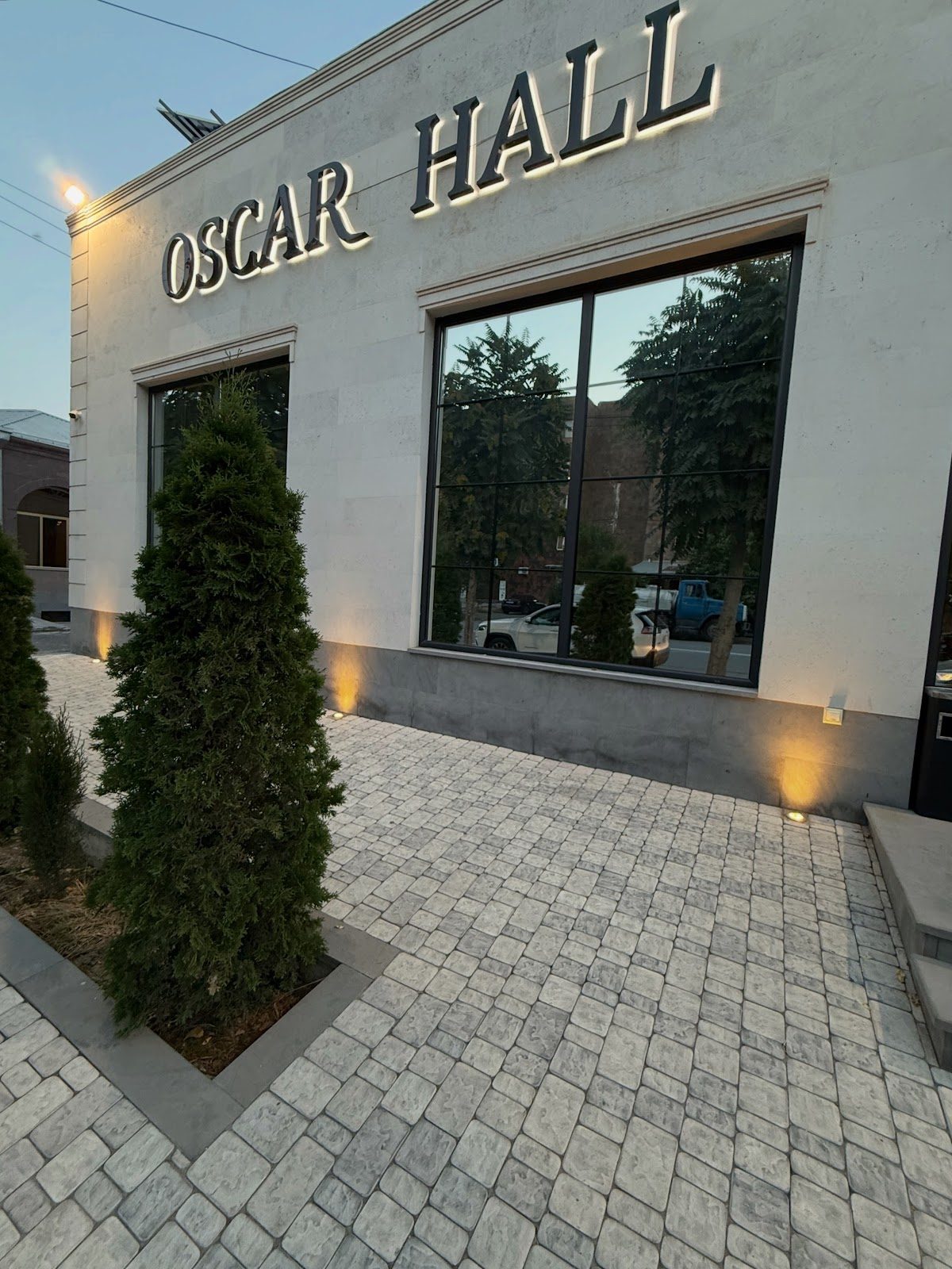 Oscar Hall — Ռեստորաններ, Արմավիր