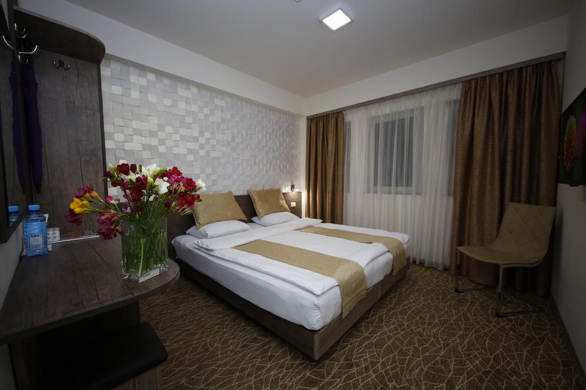 Մաշտոցի պուրակի շարժում