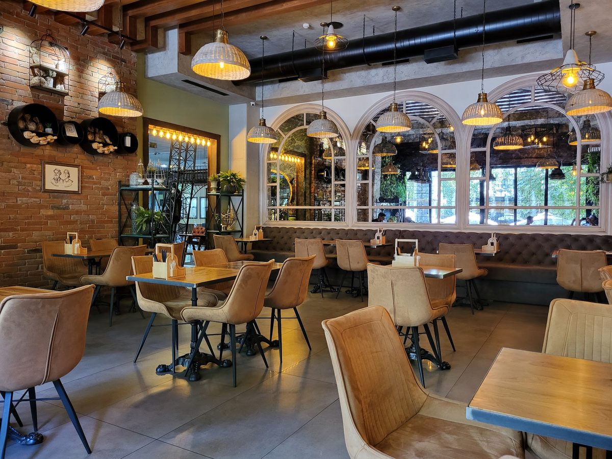 PATRICK'S PASTRY" CAFE — Cafés & Coffee, Yerevan