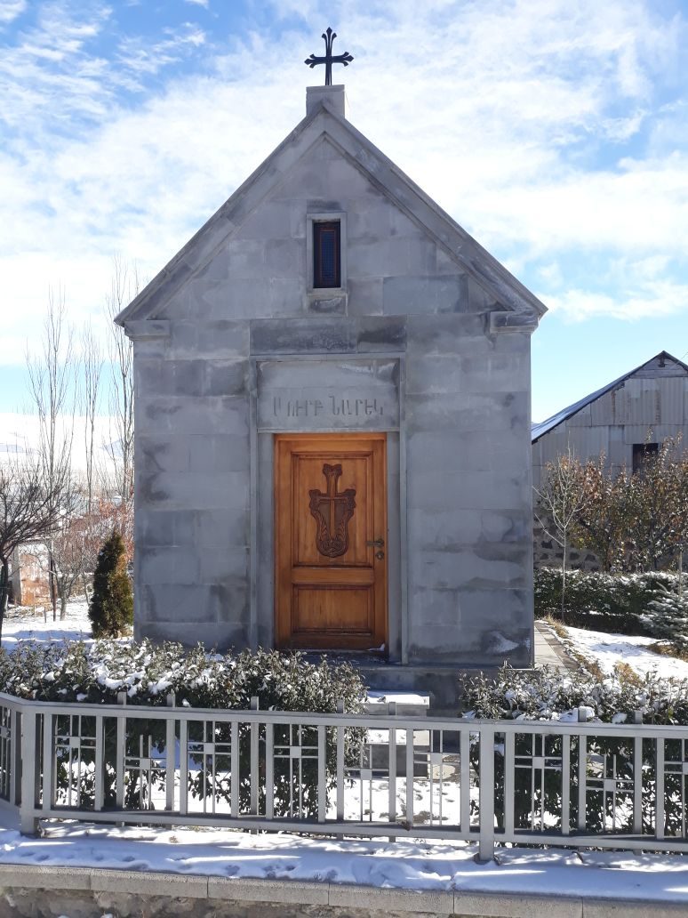 Սուրբ Նարեկ մատուռ (Վարդենիս)