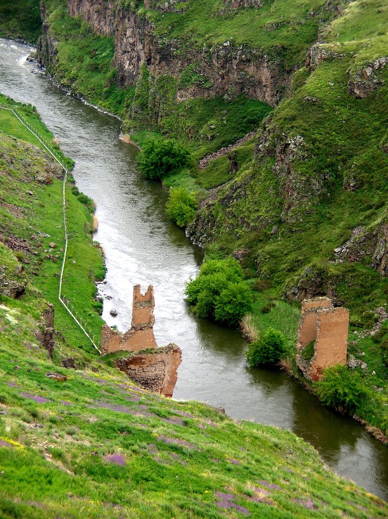 Անիի կամուրջ