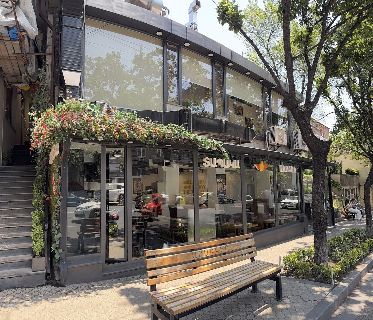 TAPAKA" FAST FOOD — Eat & Drink, Yerevan