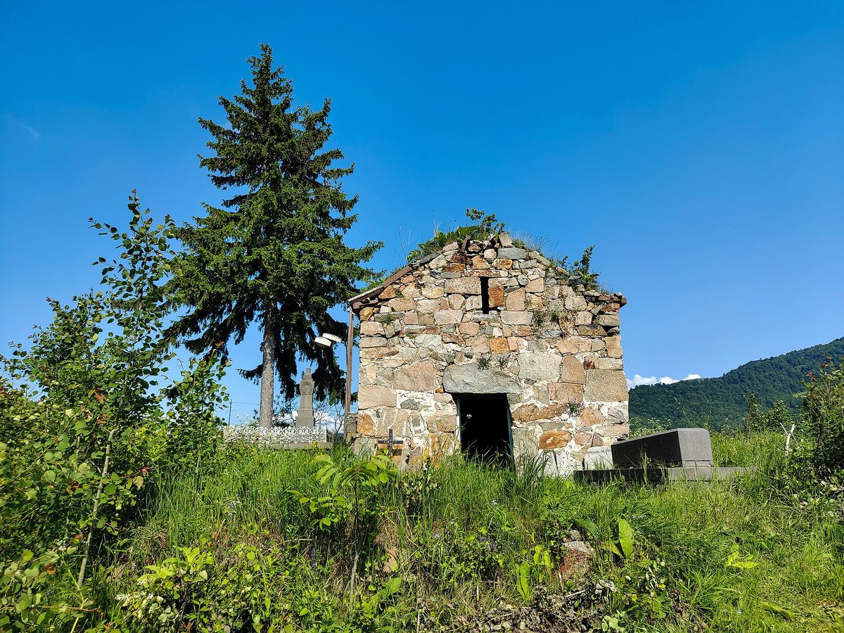 Ծաղկաշատի եկեղեցի