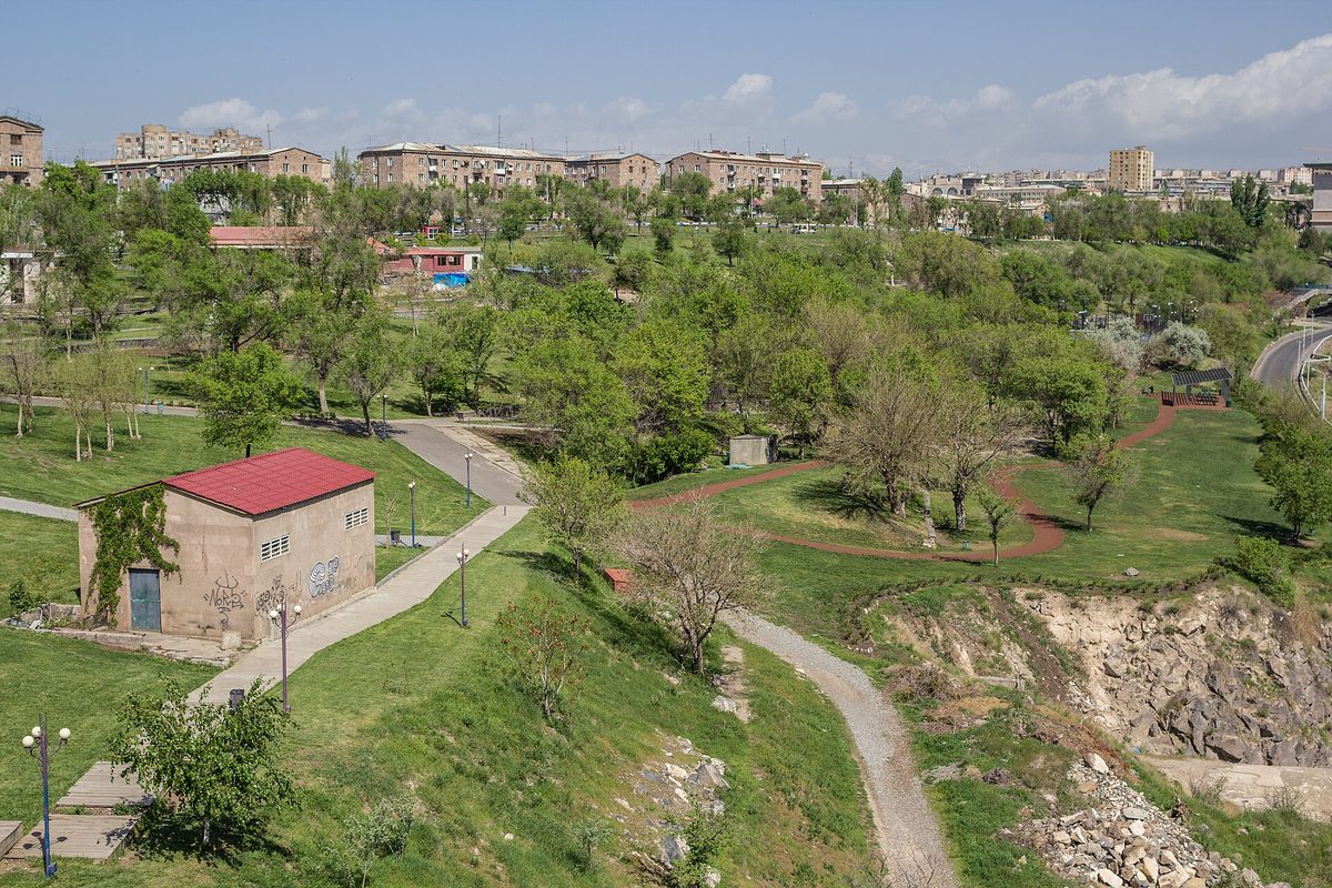 Թումանյանի այգի