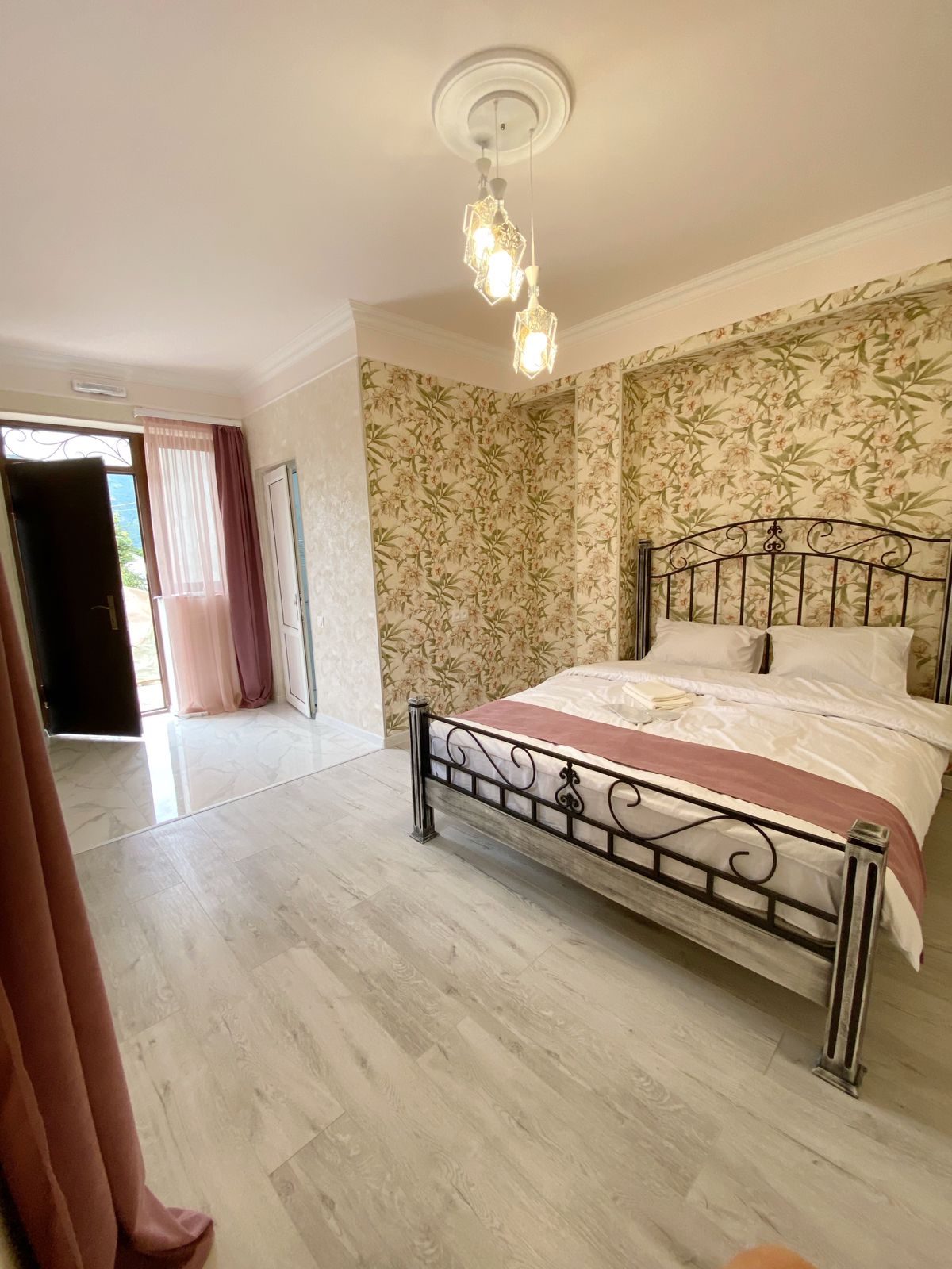 YEGHEVNI" GUEST HOUSE — Հյուրատներ, Լոռի